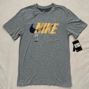 NEW Nike men’s Dri-Fit Tee, size small
